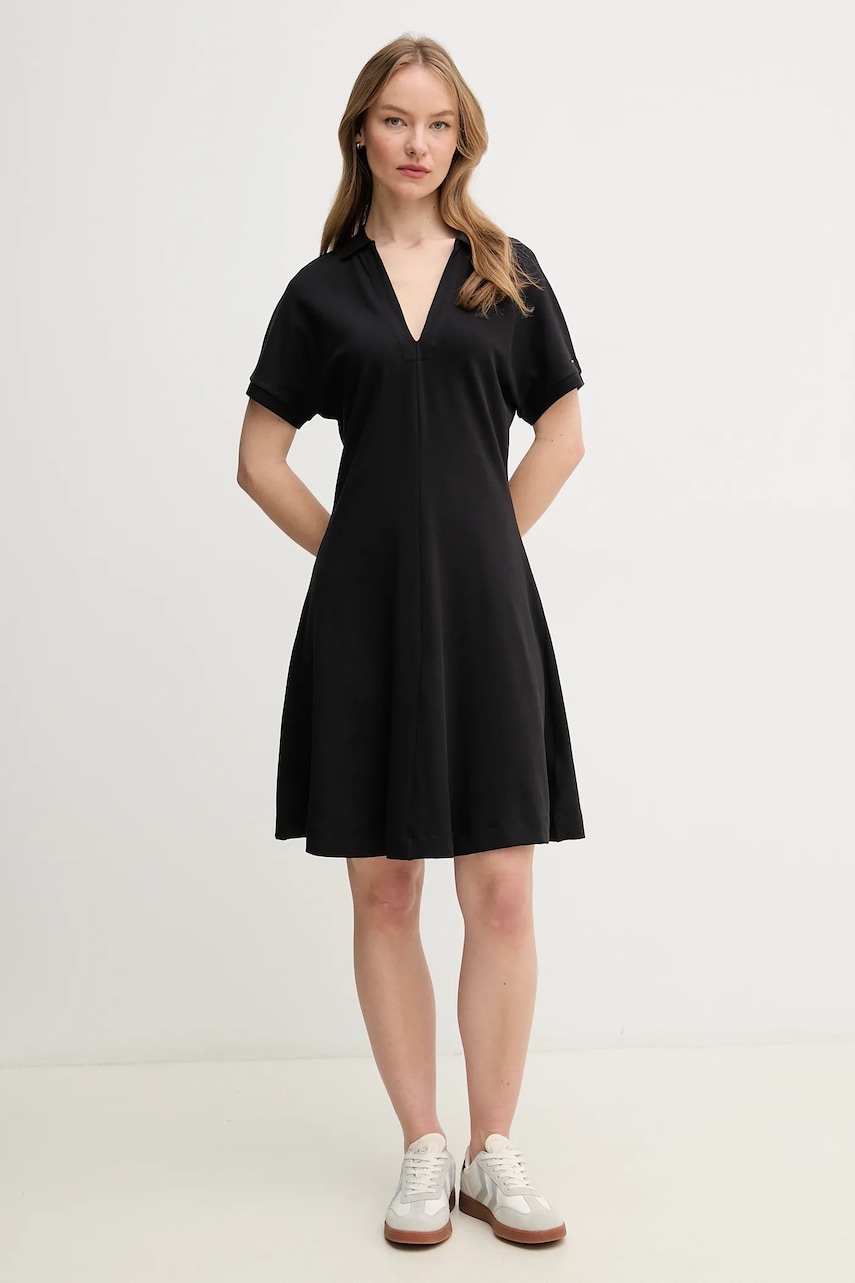 Платье Tommy Hilfiger цвет чёрный mini расклешённое WW0WW44513 Платье Tommy Hilfiger цвет чёрный mini расклешённое WW0WW44513