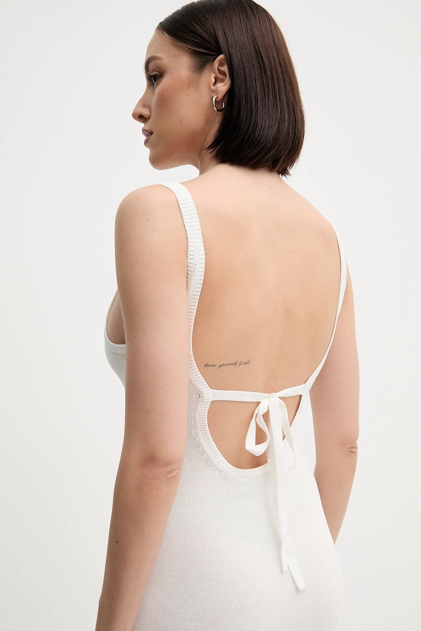 Сукня Calvin Klein Jeans колір білий maxi облягаюча J20J225284