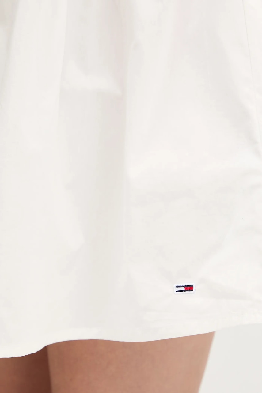 Бавовняна сукня Tommy Jeans колір білий mini розкльошена DW0DW20341