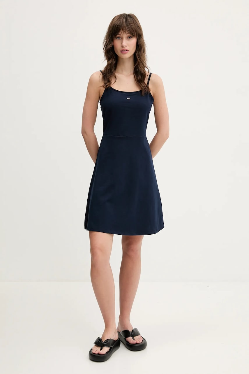 Платье Tommy Jeans цвет синий mini расклешённое DW0DW21354 Платье Tommy Jeans цвет синий mini расклешённое DW0DW21354