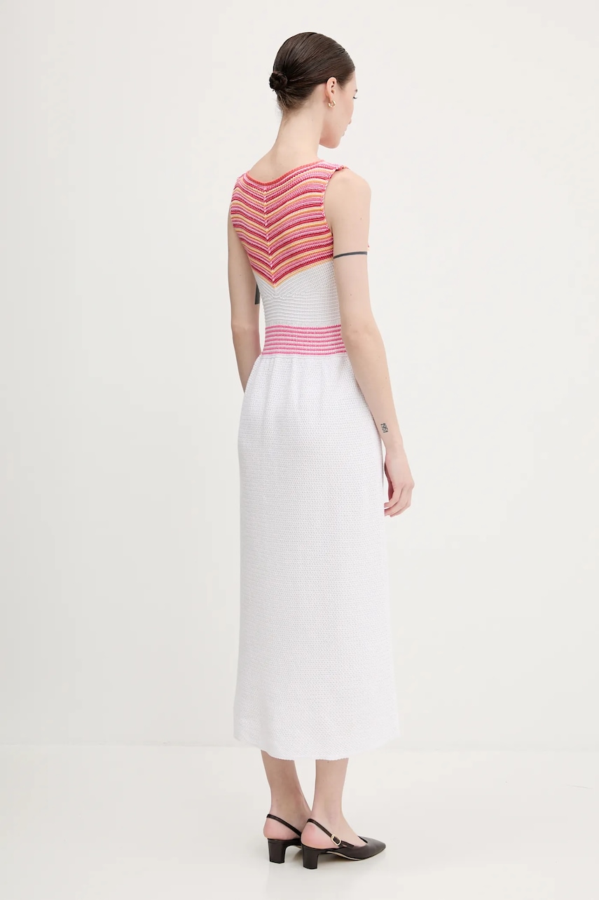 Платье United Colors of Benetton цвет розовый maxi расклешённое 1194EV02A Платье United Colors of Benetton цвет розовый maxi расклешённое 1194EV02A