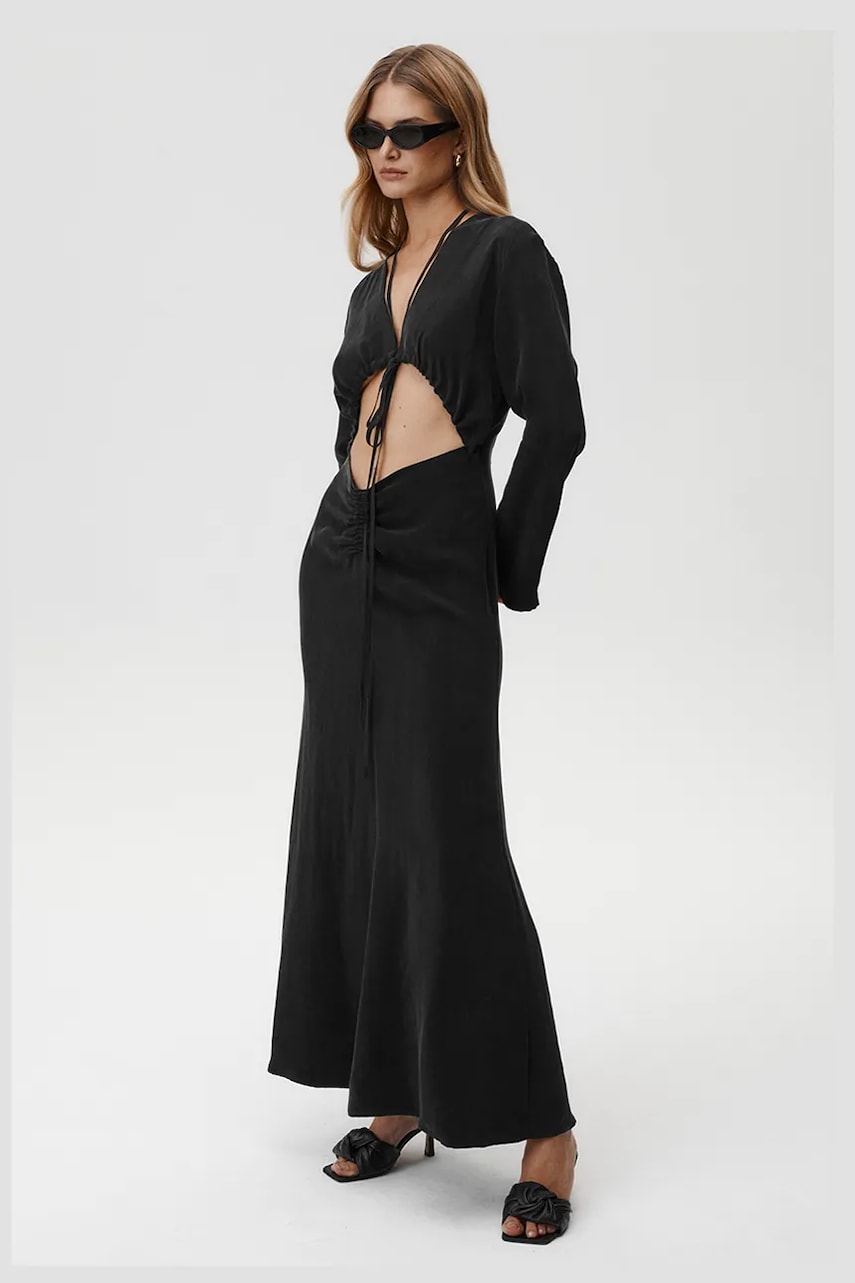 Сукня Undress Code Lilith Dress колір чорний midi розкльошена 881