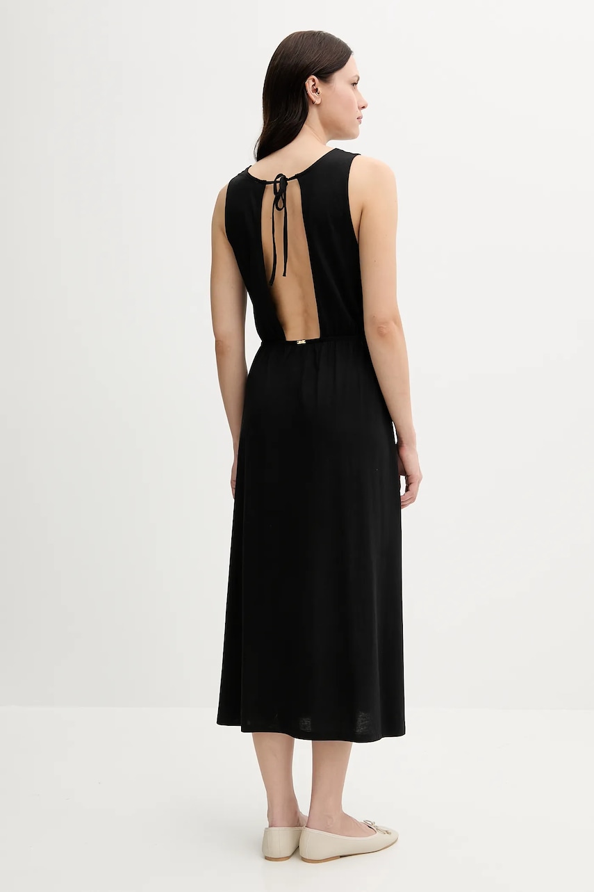 Платье United Colors of Benetton цвет чёрный midi прямое 3Q225V00X Платье United Colors of Benetton цвет чёрный midi прямое 3Q225V00X