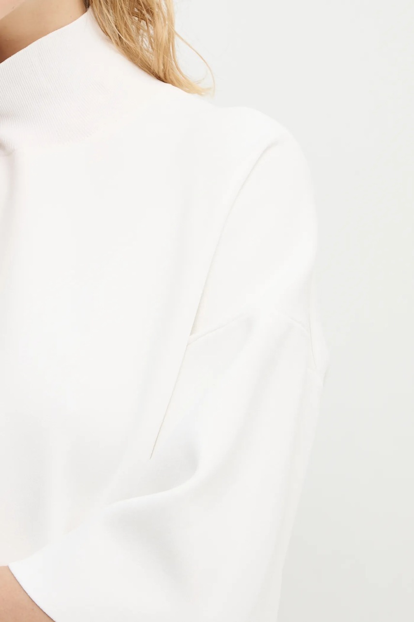 Πουλόβερ Theory χρώμα: μπεζ, O1116707 φωτογραφία