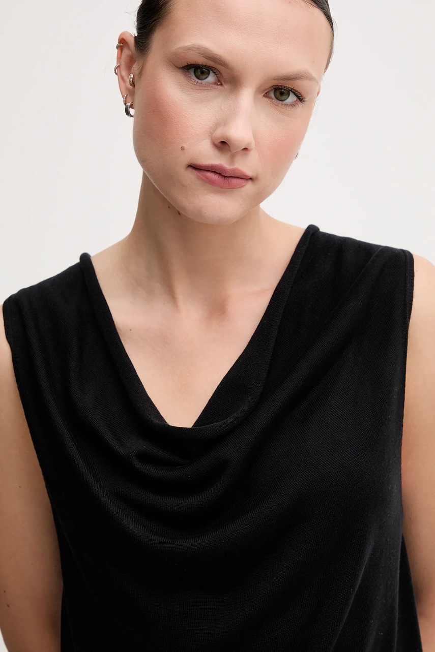 Top United Colors of Benetton χρώμα: μαύρο, 123VD10DD φωτογραφία