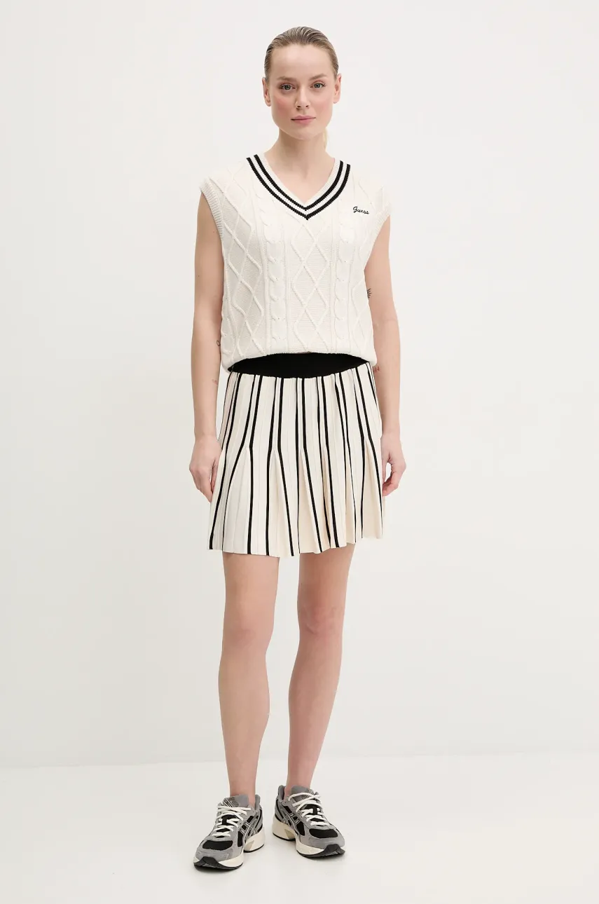 Безрукавка Guess женская цвет бежевый V5GR00 Z3FB1 Безрукавка Guess женская цвет бежевый V5GR00 Z3FB1