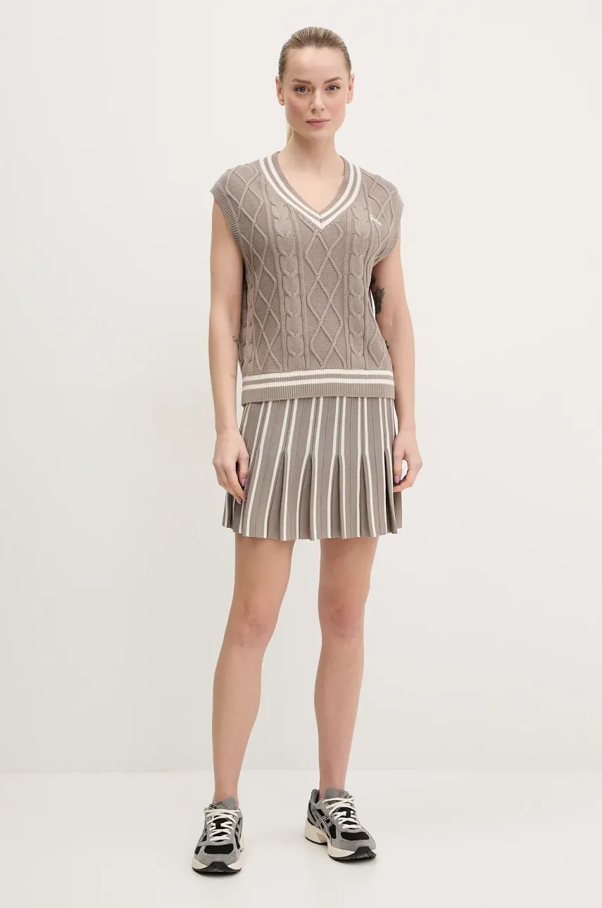 Безрукавка Guess женская цвет серый V5GR00 Z3FB1 Безрукавка Guess женская цвет серый V5GR00 Z3FB1