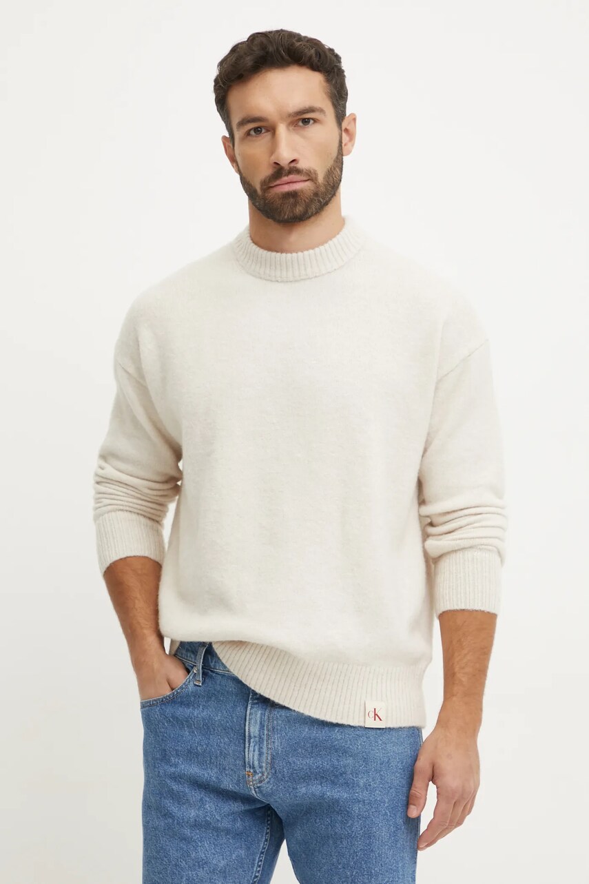 Levně Svetr z vlněné směsi Calvin Klein Jeans pánský, béžová barva, lehký, J30J326737