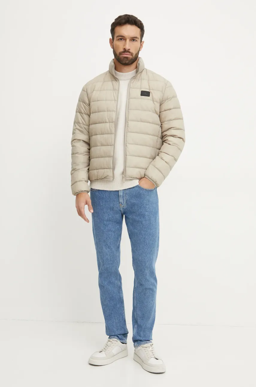 Свитер с примесью шерсти Calvin Klein Jeans мужской цвет бежевый лёгкий J30J326737 Свитер с примесью шерсти Calvin Klein Jeans мужской цвет бежевый лёгкий J30J326737