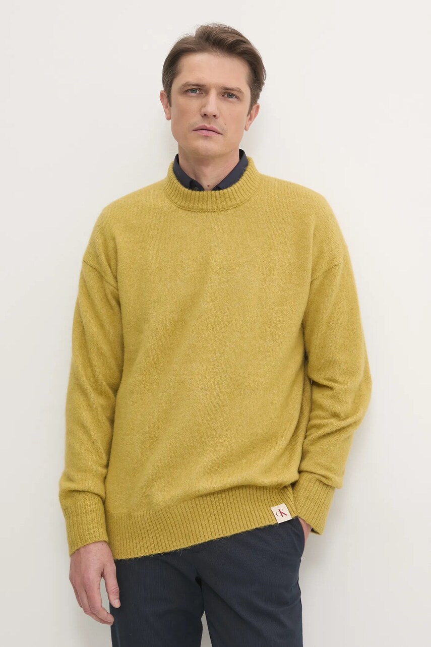Levně Svetr z vlněné směsi Calvin Klein Jeans pánský, zelená barva, lehký, J30J326737