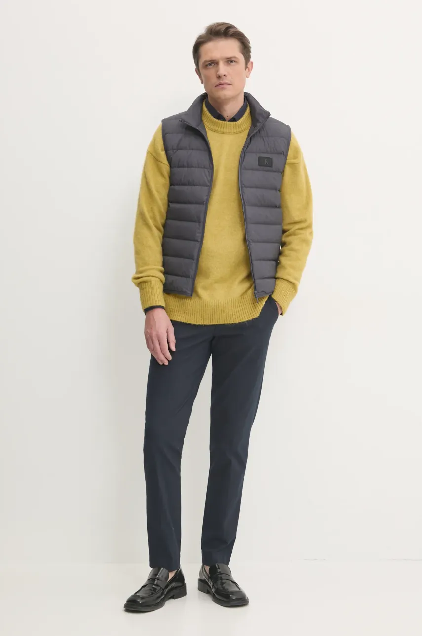 Свитер с примесью шерсти Calvin Klein Jeans мужской цвет зелёный лёгкий J30J326737 Свитер с примесью шерсти Calvin Klein Jeans мужской цвет зелёный лёгкий J30J326737