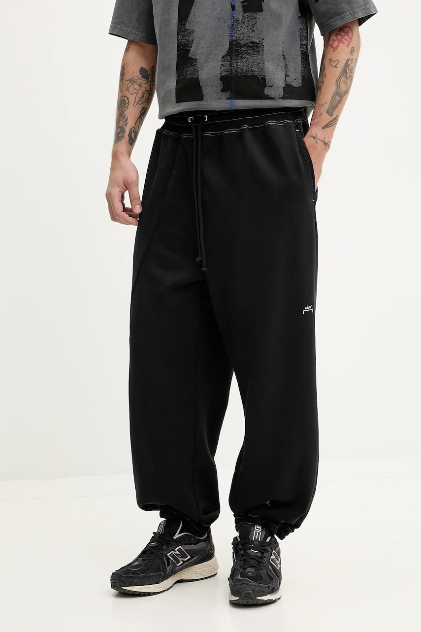 A-COLD-WALL* pantaloni de trening din bumbac barbati, culoarea negru, cu imprimeu, ACWMB291 A-COLD-WALL* pantaloni de trening din bumbac barbati, culoarea negru, cu imprimeu, ACWMB291