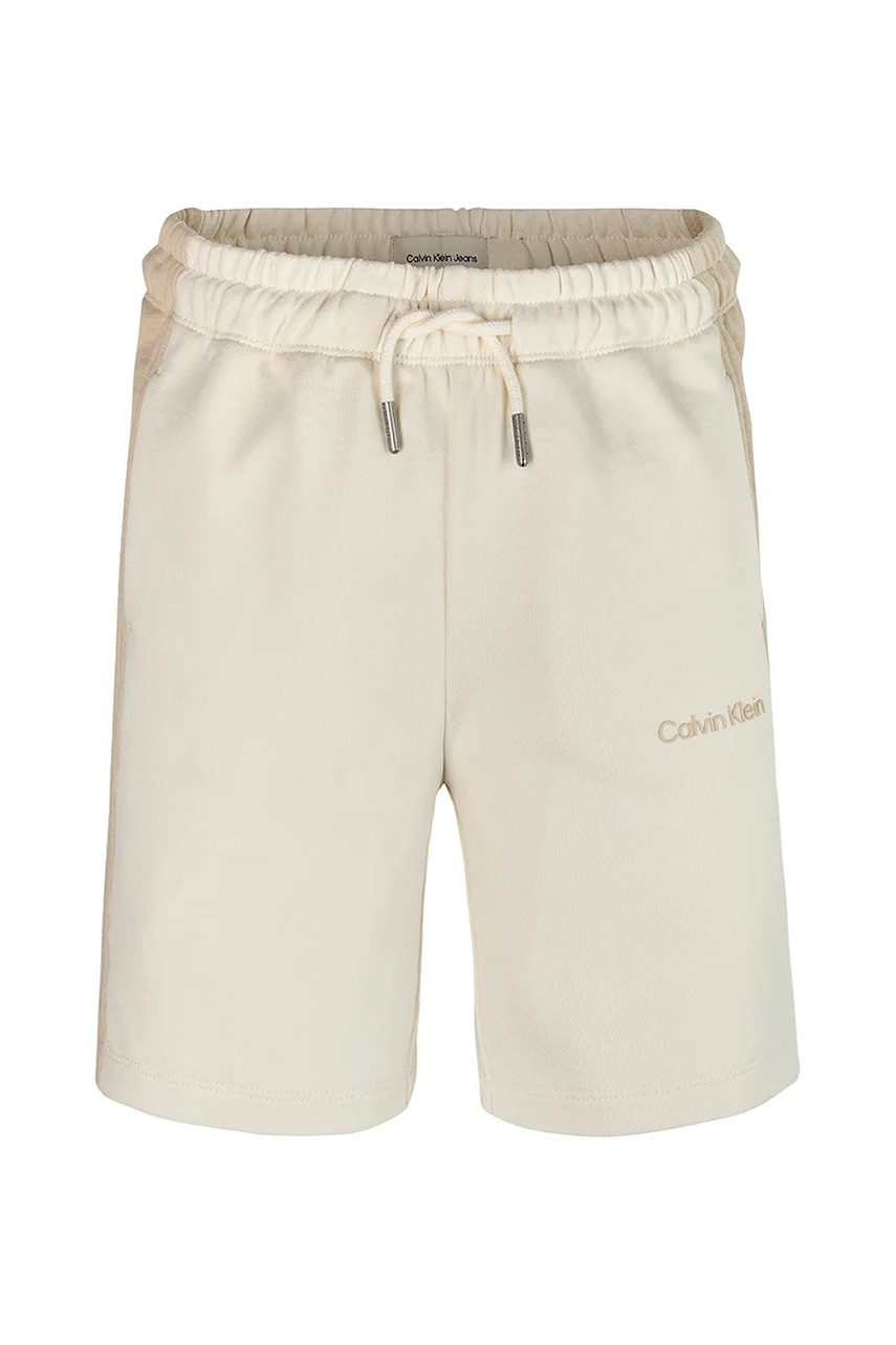 Детские шорты Calvin Klein Jeans цвет бежевый IB0IB02433 Детские шорты Calvin Klein Jeans цвет бежевый IB0IB02433
