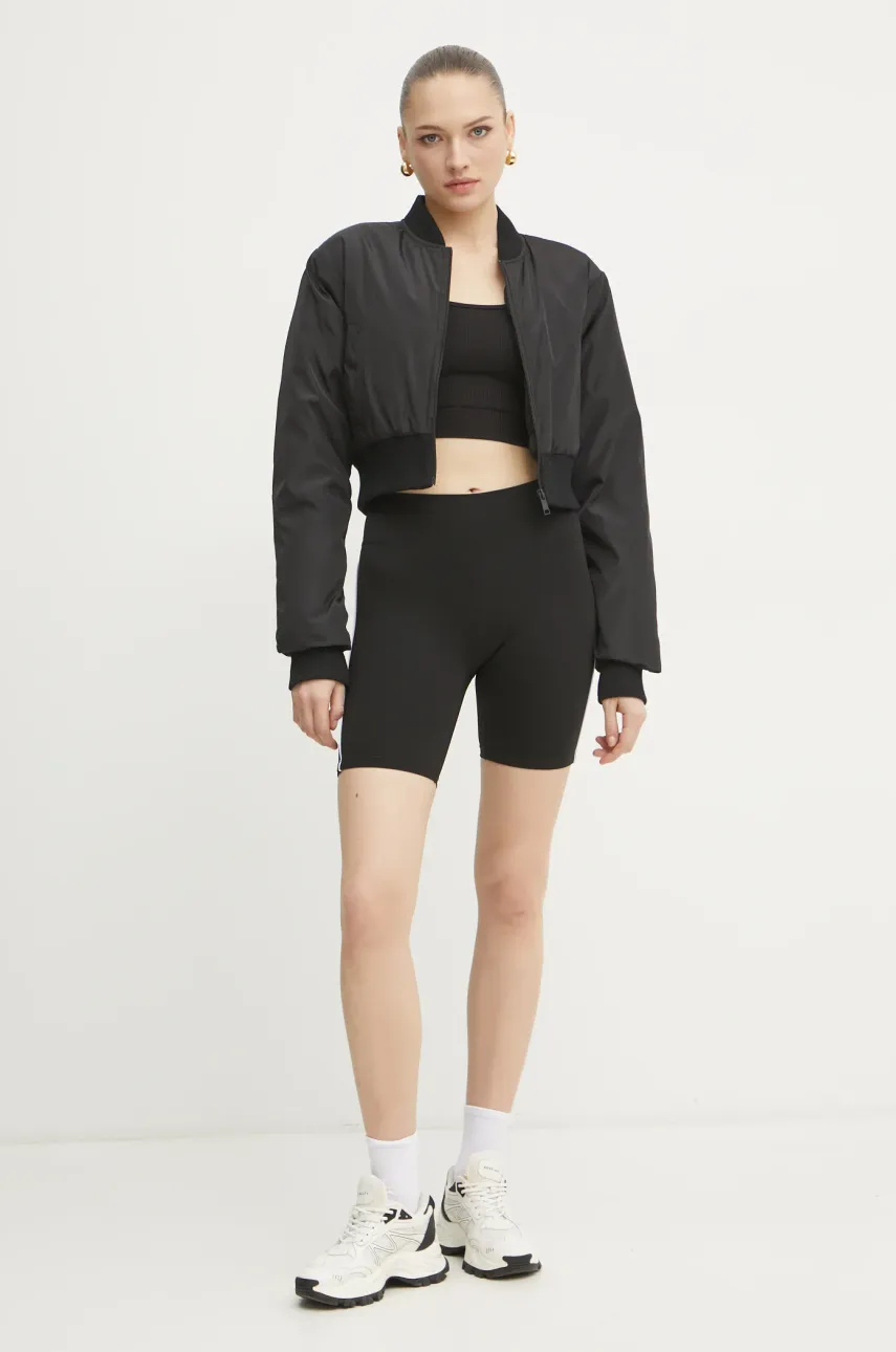 Шорты PLEIN SPORT женские цвет чёрный однотонные высокая посадка SAEC WJT2036 STE003N Шорты PLEIN SPORT женские цвет чёрный однотонные высокая посадка SAEC WJT2036 STE003N