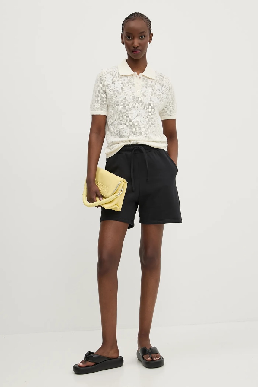 Βαμβακερό σορτσάκι Herschel χρώμα: μαύρο, 50307-00001 φωτογραφία