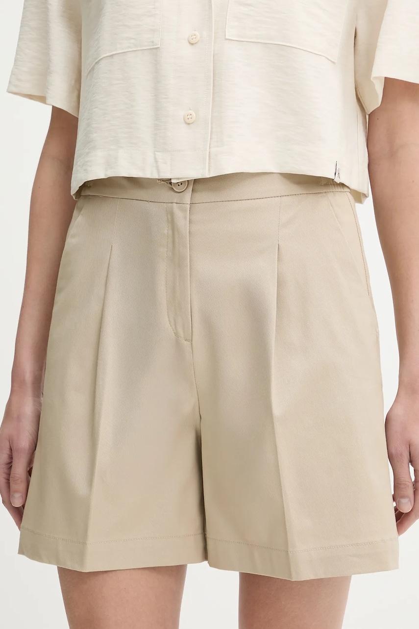 United Colors of Benetton pantaloni scurți culoarea bej, uni, high waist, 40FAD901U