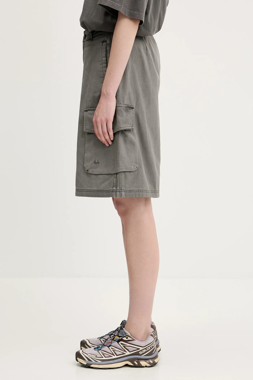 Джинсовые шорты adidas Originals Cargo Jorts цвет серый однотонная высокая посадка JD0139