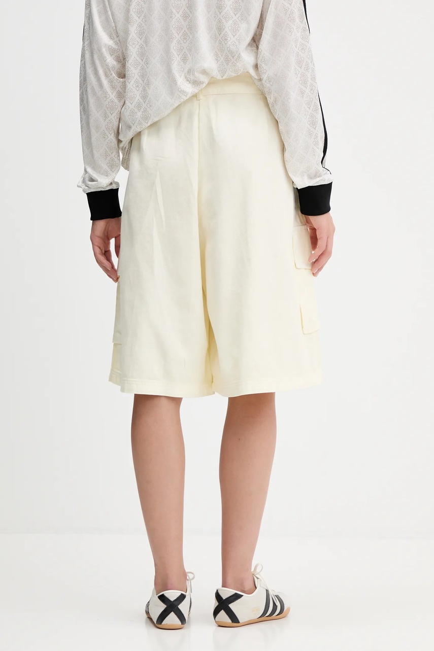 Βαμβακερό σορτσάκι adidas Originals Cargo Jorts φωτογραφία