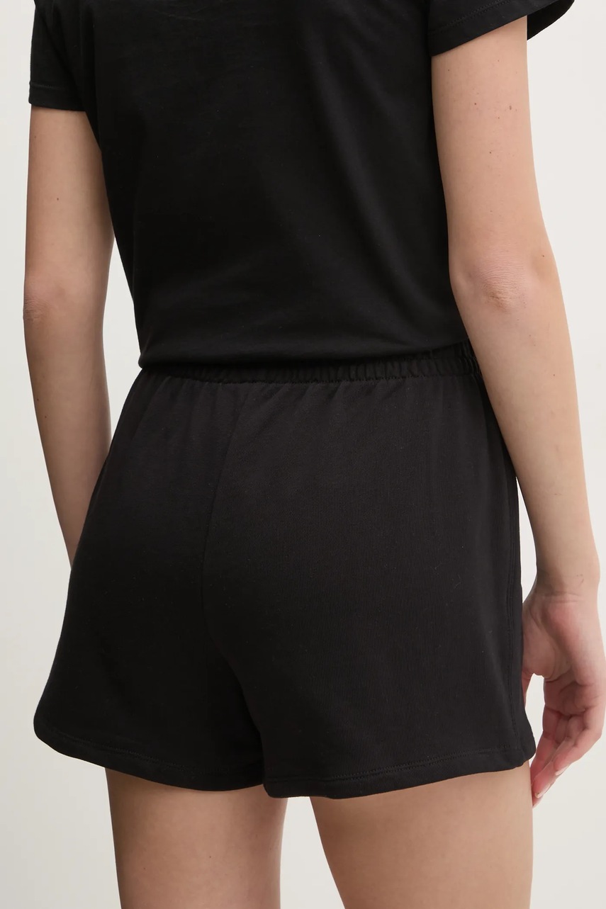 Βαμβακερό σορτσάκι Dkny χρώμα: μαύρο, DP5S5252 φωτογραφία