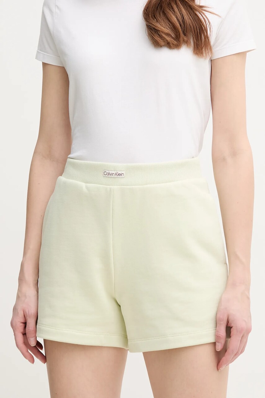Levně Bavlněné šortky Calvin Klein Jeans dámské, béžová barva, hladké, high waist, J20J225525