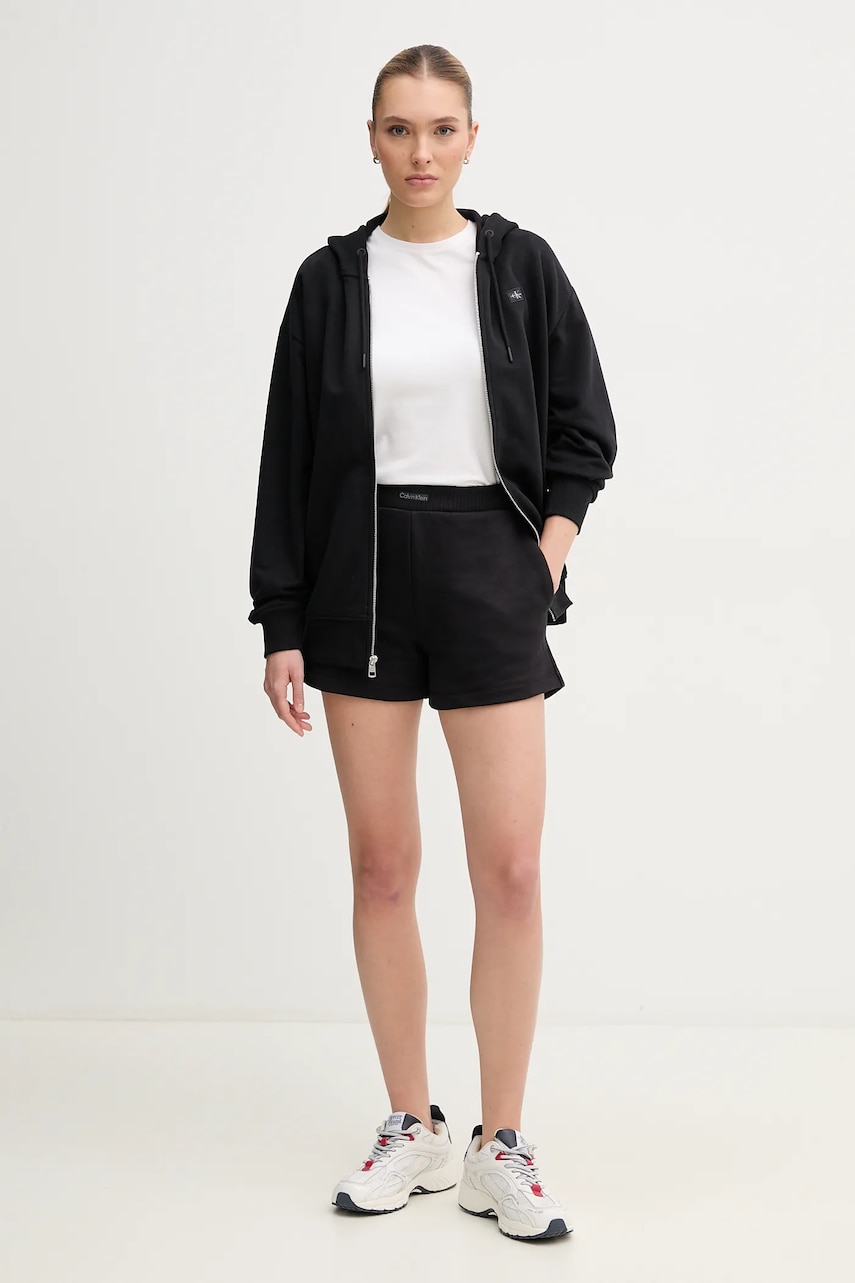 Хлопковые шорты Calvin Klein Jeans женские цвет чёрный однотонные высокая посадка J20J225525 Хлопковые шорты Calvin Klein Jeans женские цвет чёрный однотонные высокая посадка J20J225525