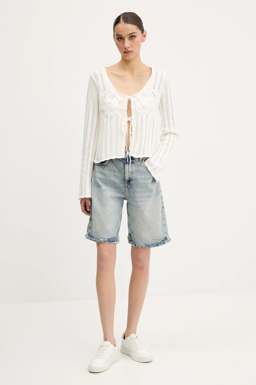 Джинсовые шорты Tommy Jeans однотонная высокая посадка DW0DW20086 Джинсовые шорты Tommy Jeans однотонная высокая посадка DW0DW20086