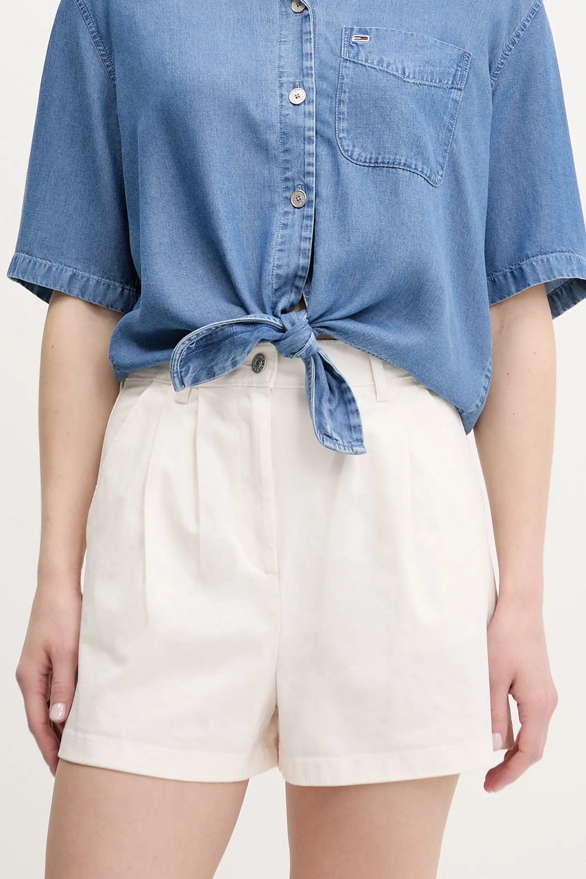 Tommy Jeans pantaloni scurți culoarea bej, uni, high waist, DW0DW21643