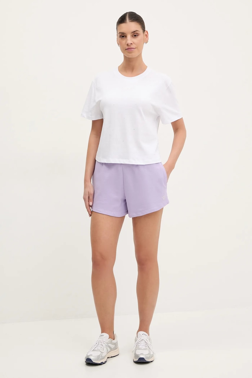 Хлопковые шорты Guess PRIMULA женские цвет фиолетовый однотонные средняя посадка V5GD07 KCRP0 Хлопковые шорты Guess PRIMULA женские цвет фиолетовый однотонные средняя посадка V5GD07 KCRP0