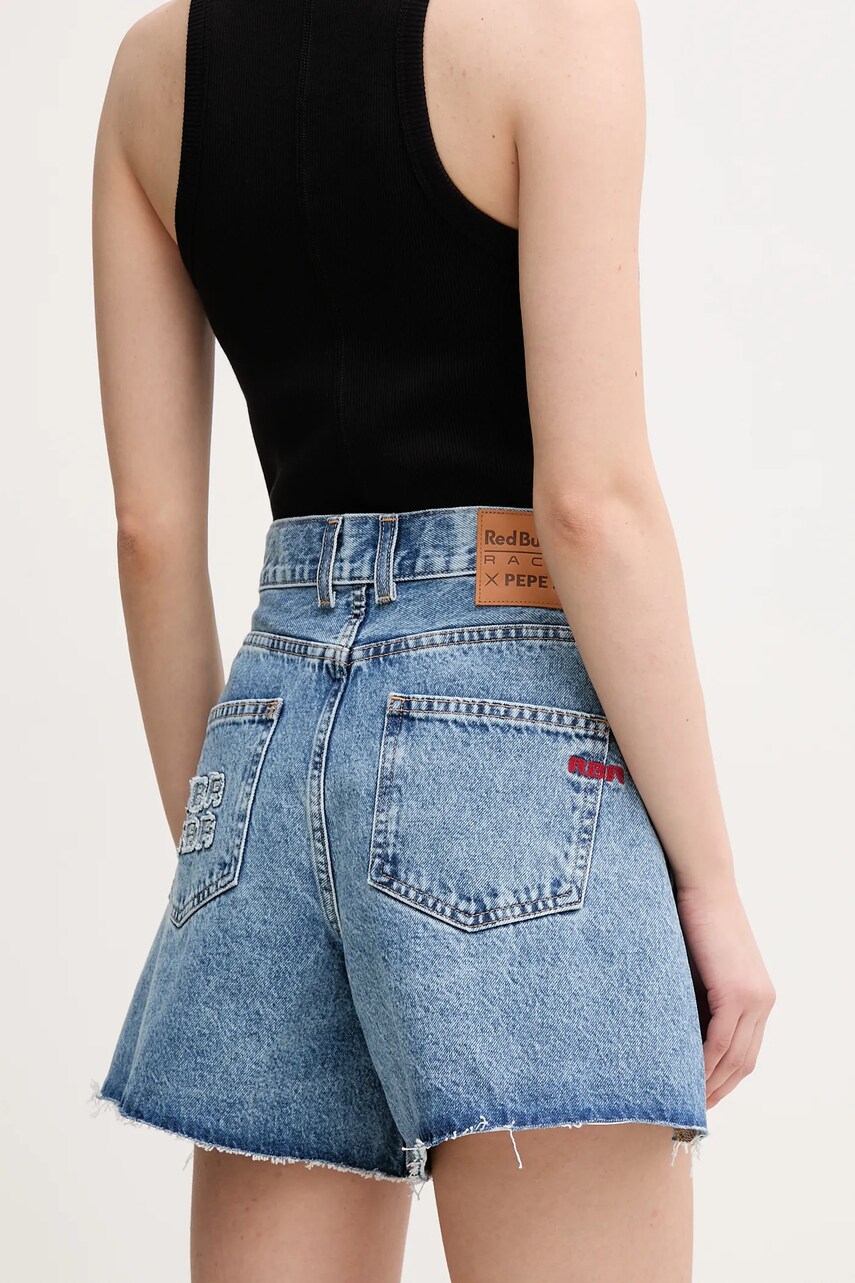 Red Bull Racing x Pepe Jeans farmer rövidnadrág BOXY SHORT női, sima, magas derekú, RL800004R17 termék 2. képe