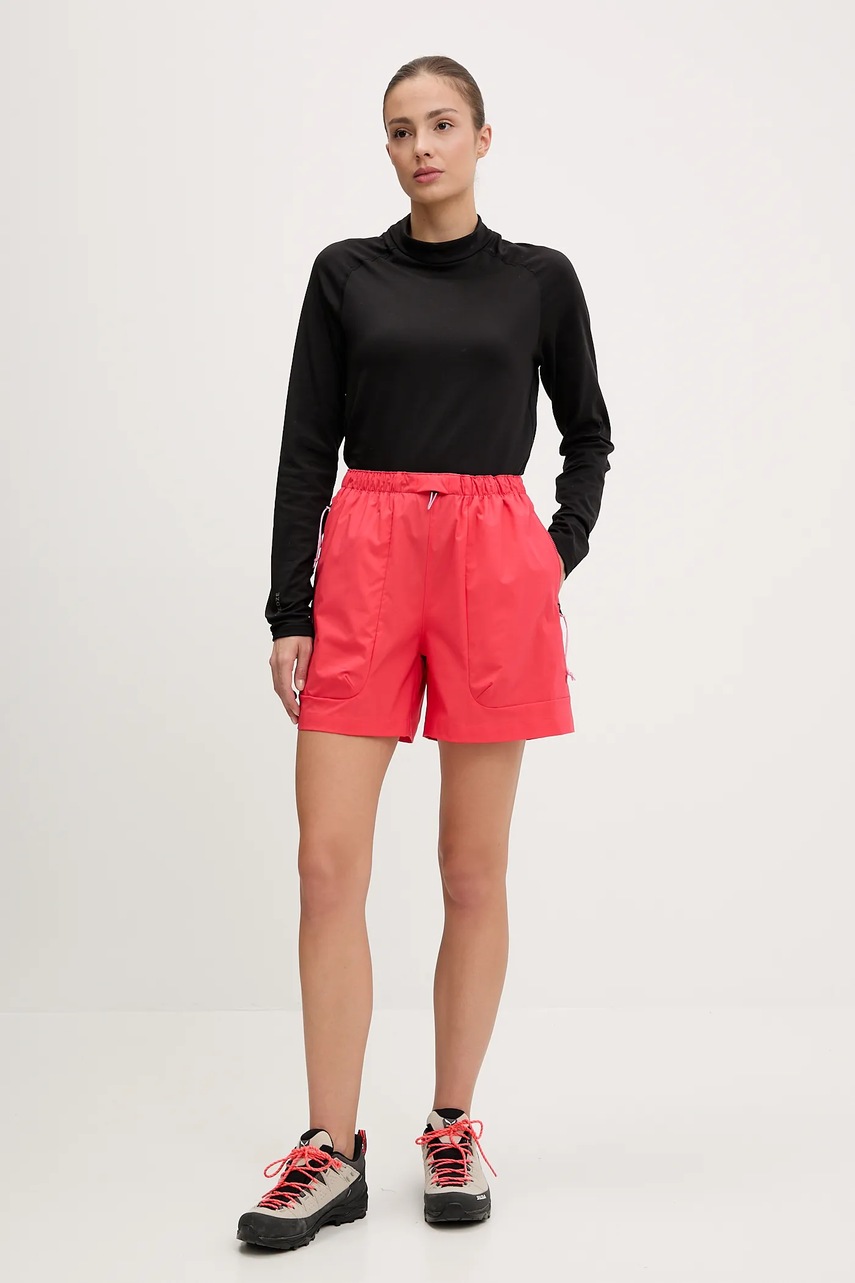 Шорты outdoor Peak Performance цвет красный однотонная высокая посадка G80109