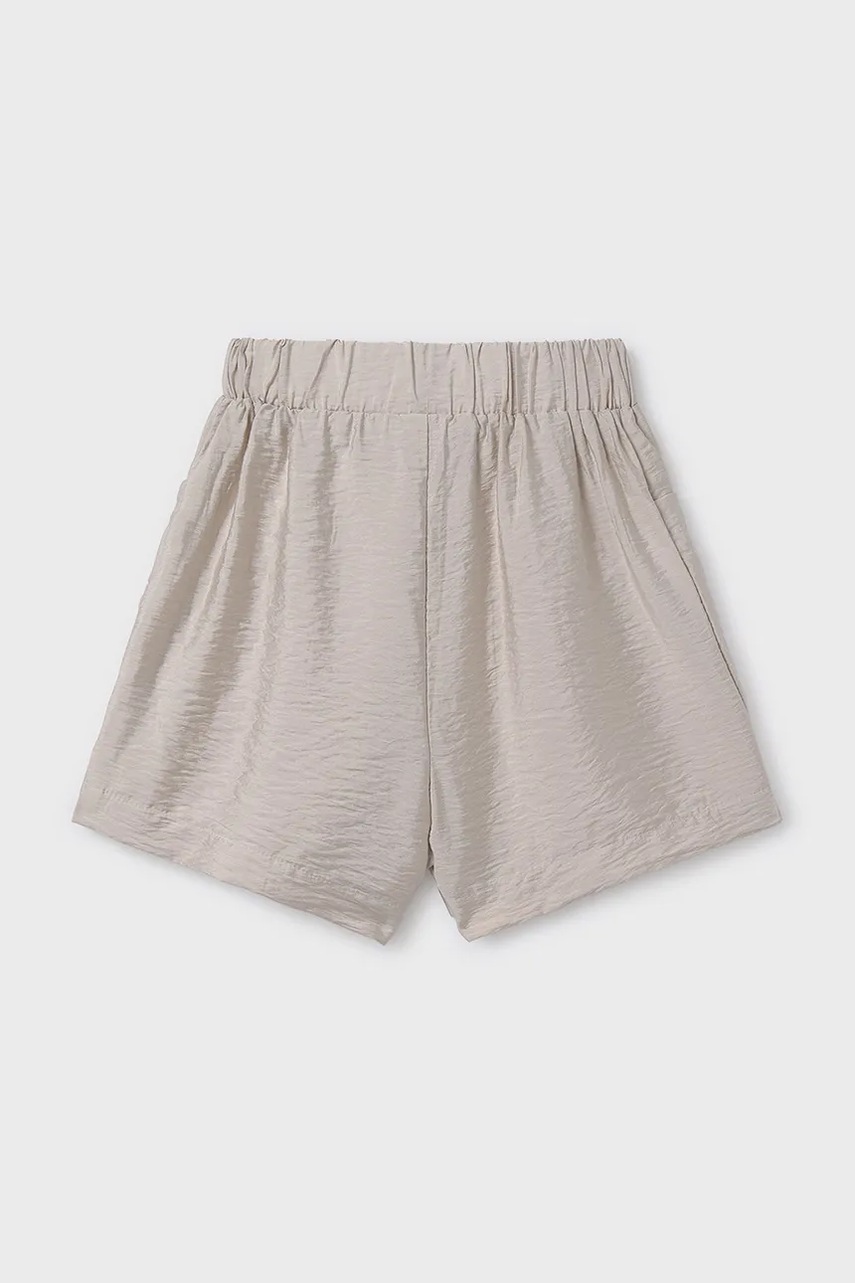Детские шорты Mayoral цвет бежевый однотонные 6216