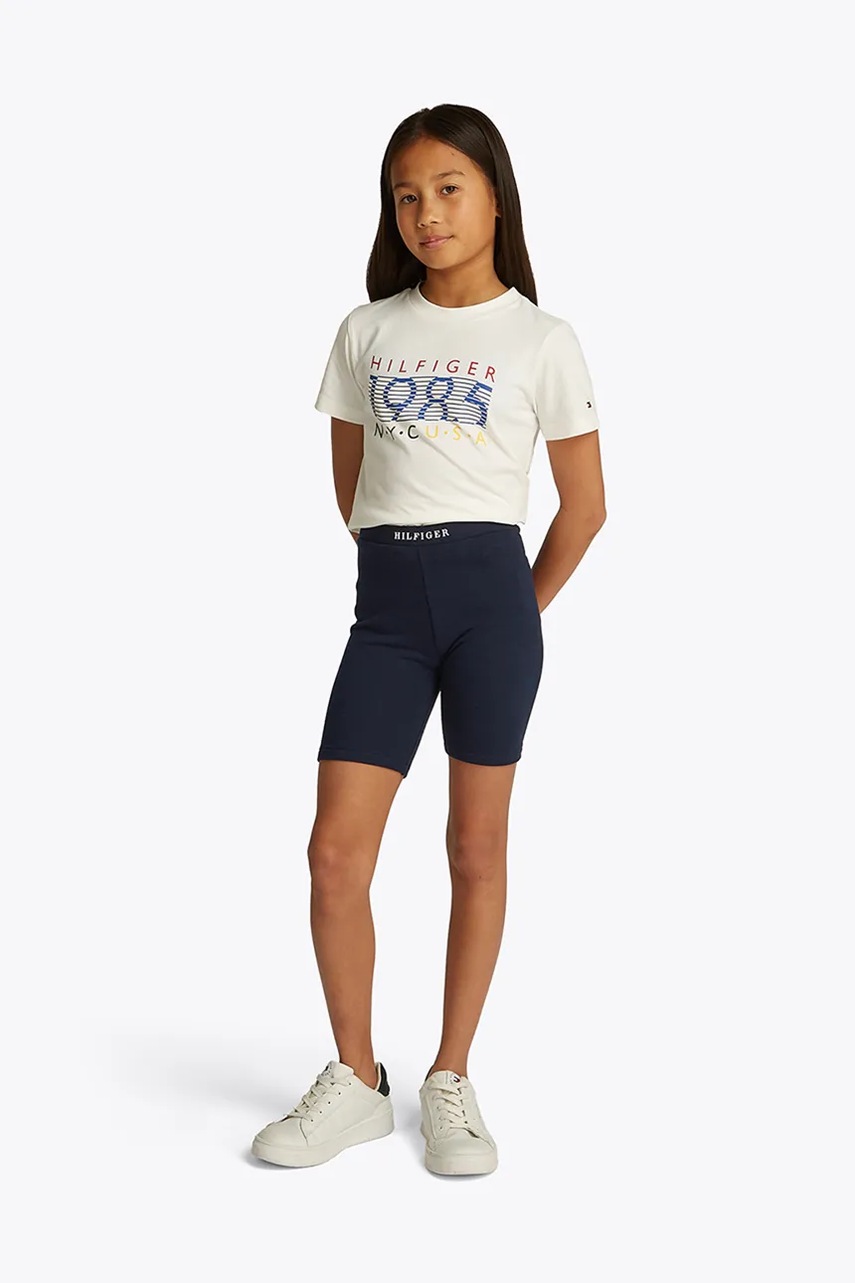 

Детски къси панталони Tommy Hilfiger в тъмносиньо с изчистен дизайн KG0KG08458, Тъмносин