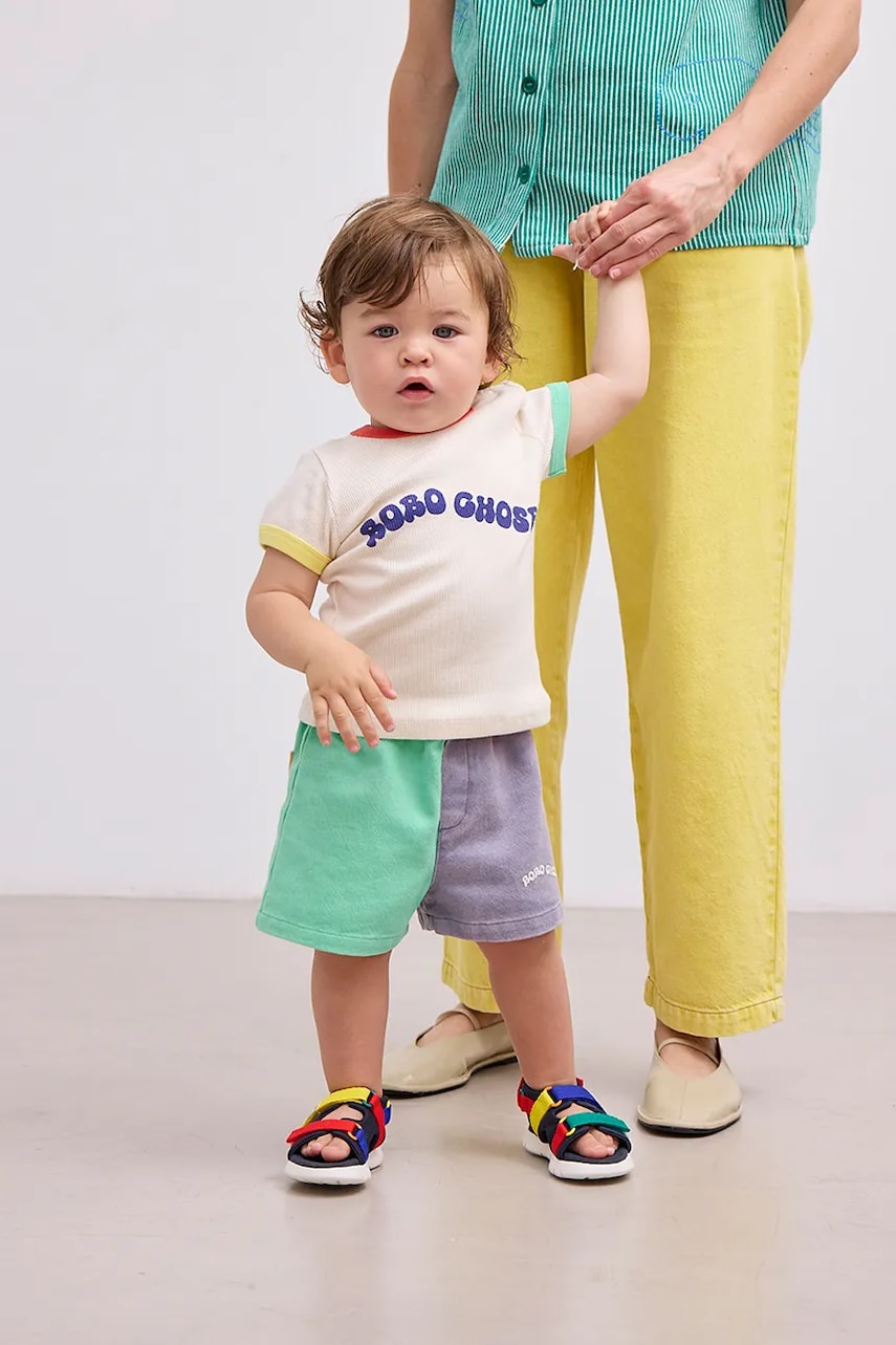Bobo Choses pantaloni scurți din bumbac pentru copii culoarea verde, neted, 125AB046 Bobo Choses pantaloni scurți din bumbac pentru copii culoarea verde, neted, 125AB046