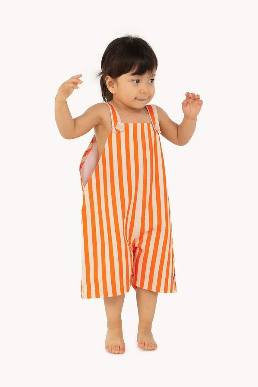 Tinycottons salopete pentru copii STRIPED SHORT DUNGAREE culoarea portocaliu, modelator, SS25-232 Tinycottons salopete pentru copii STRIPED SHORT DUNGAREE culoarea portocaliu, modelator, SS25-232