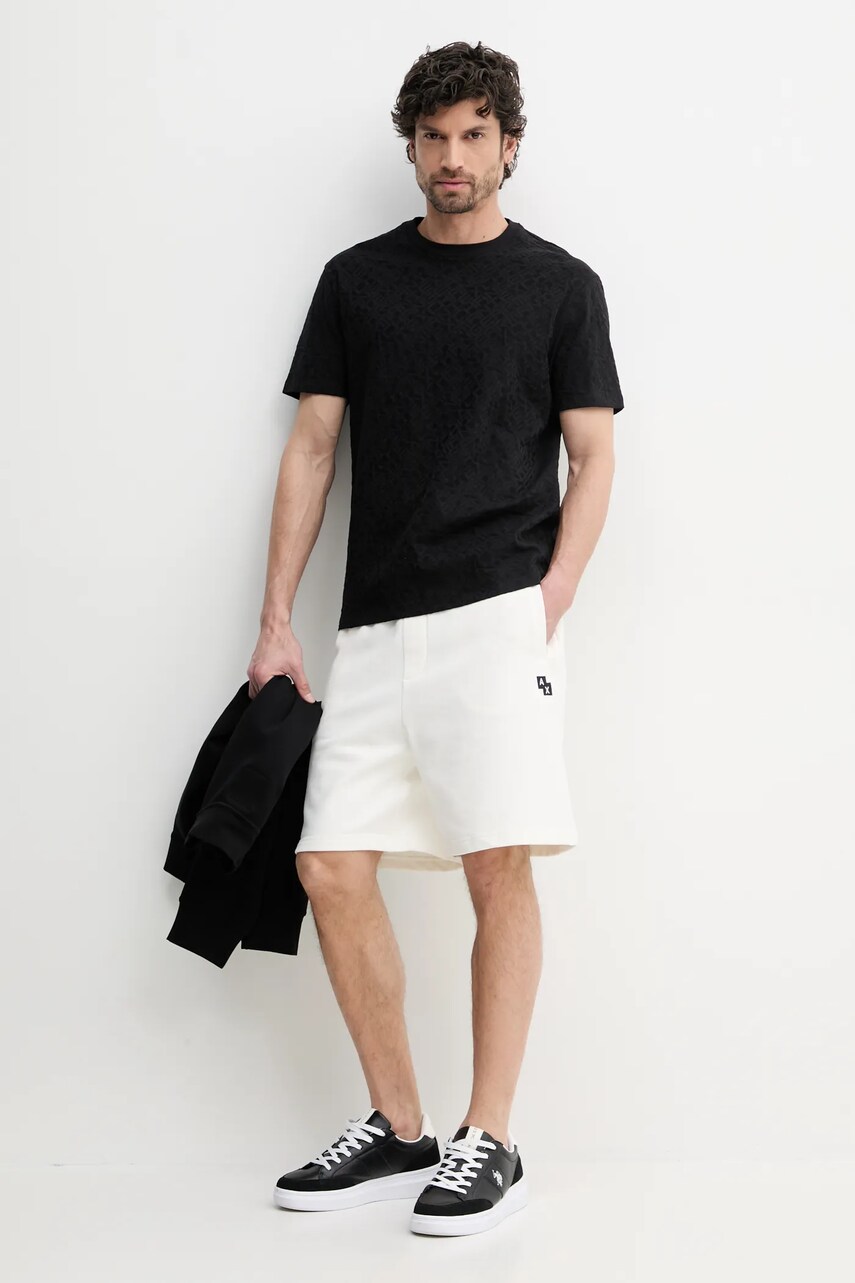 Хлопковые шорты Armani Exchange мужские цвет белый XM000471 AF13109 Хлопковые шорты Armani Exchange мужские цвет белый XM000471 AF13109