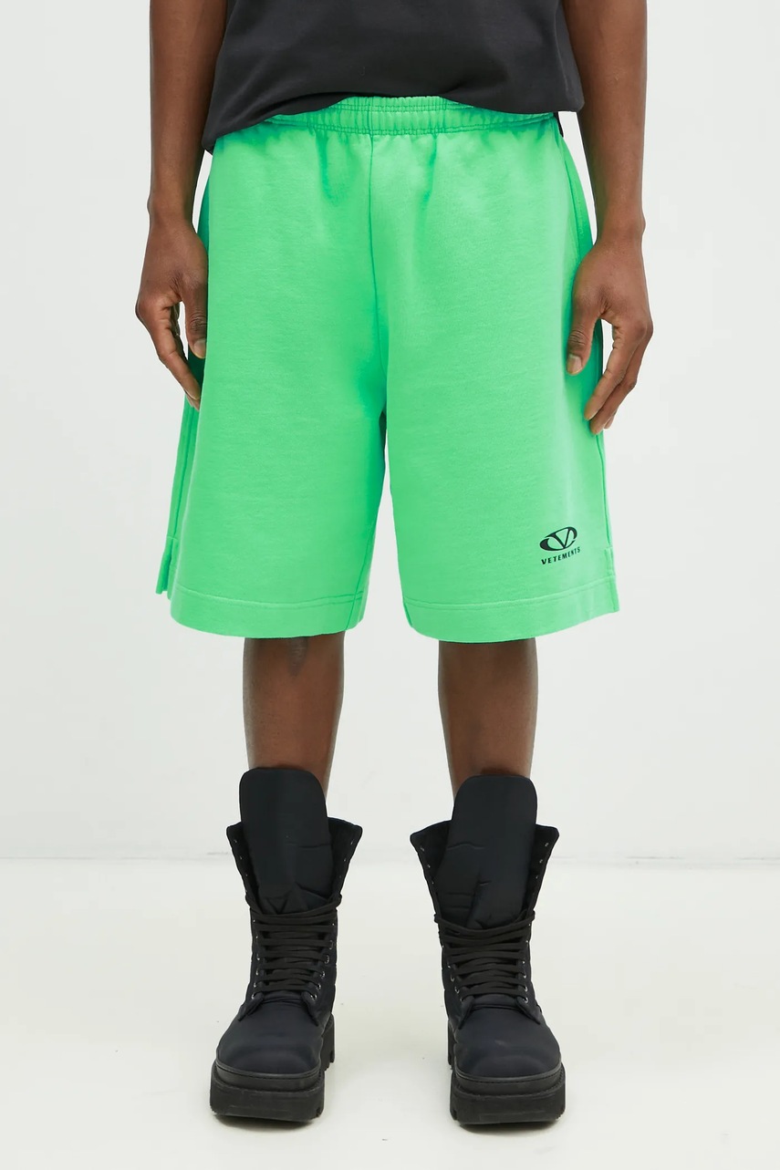 VETEMENTS pantaloni scurți Oval Logo bărbați, culoarea verde, UA66SS600E