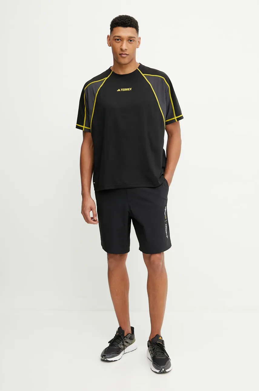 Спортивные шорты adidas TERREX x National Geographic мужской цвет чёрный JD5845 Спортивные шорты adidas TERREX x National Geographic мужской цвет чёрный JD5845