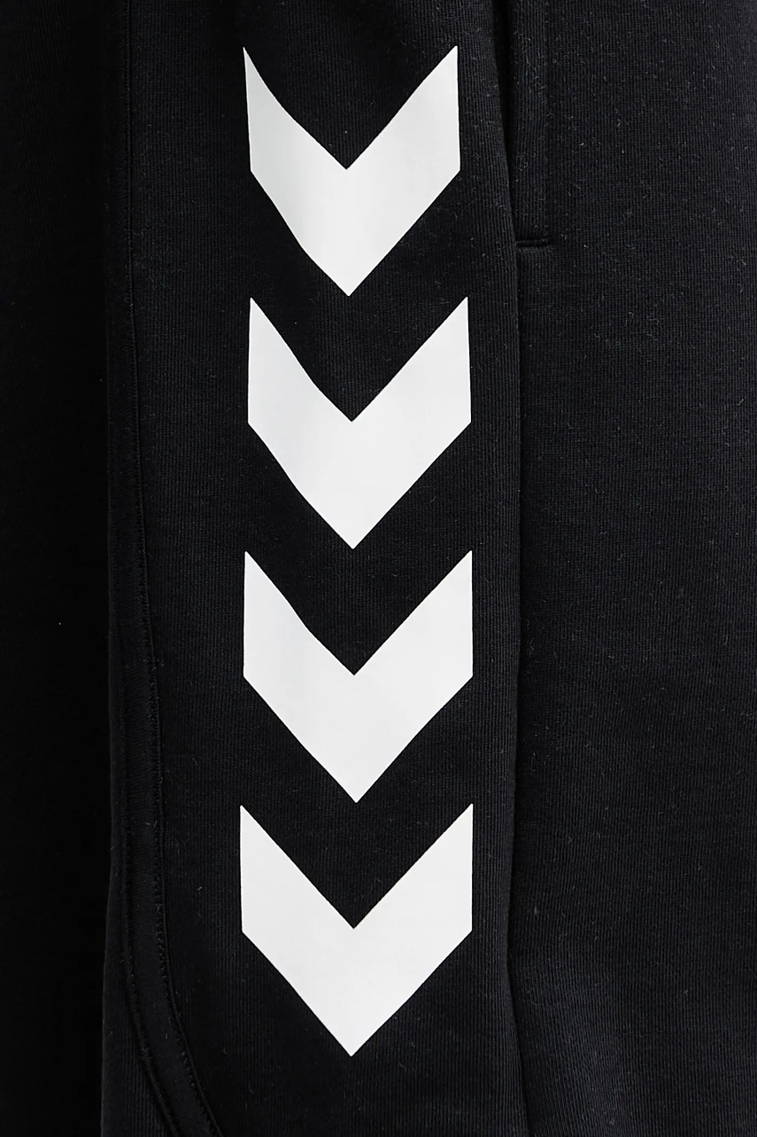 Βαμβακερό σορτσάκι Hummel ανδρικό, χρώμα: μαύρο, 227562 φωτογραφία