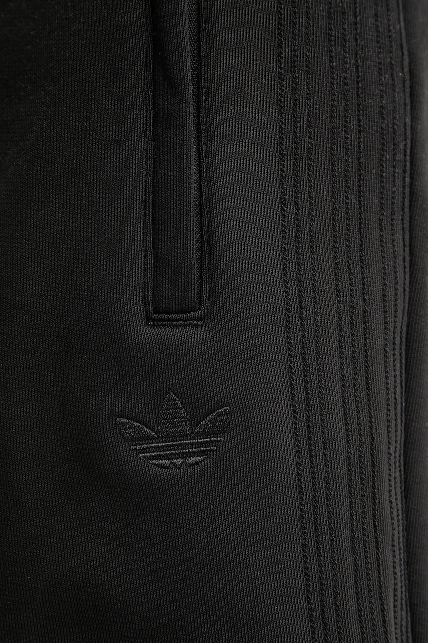 Bavlnené šortky adidas Originals Essential