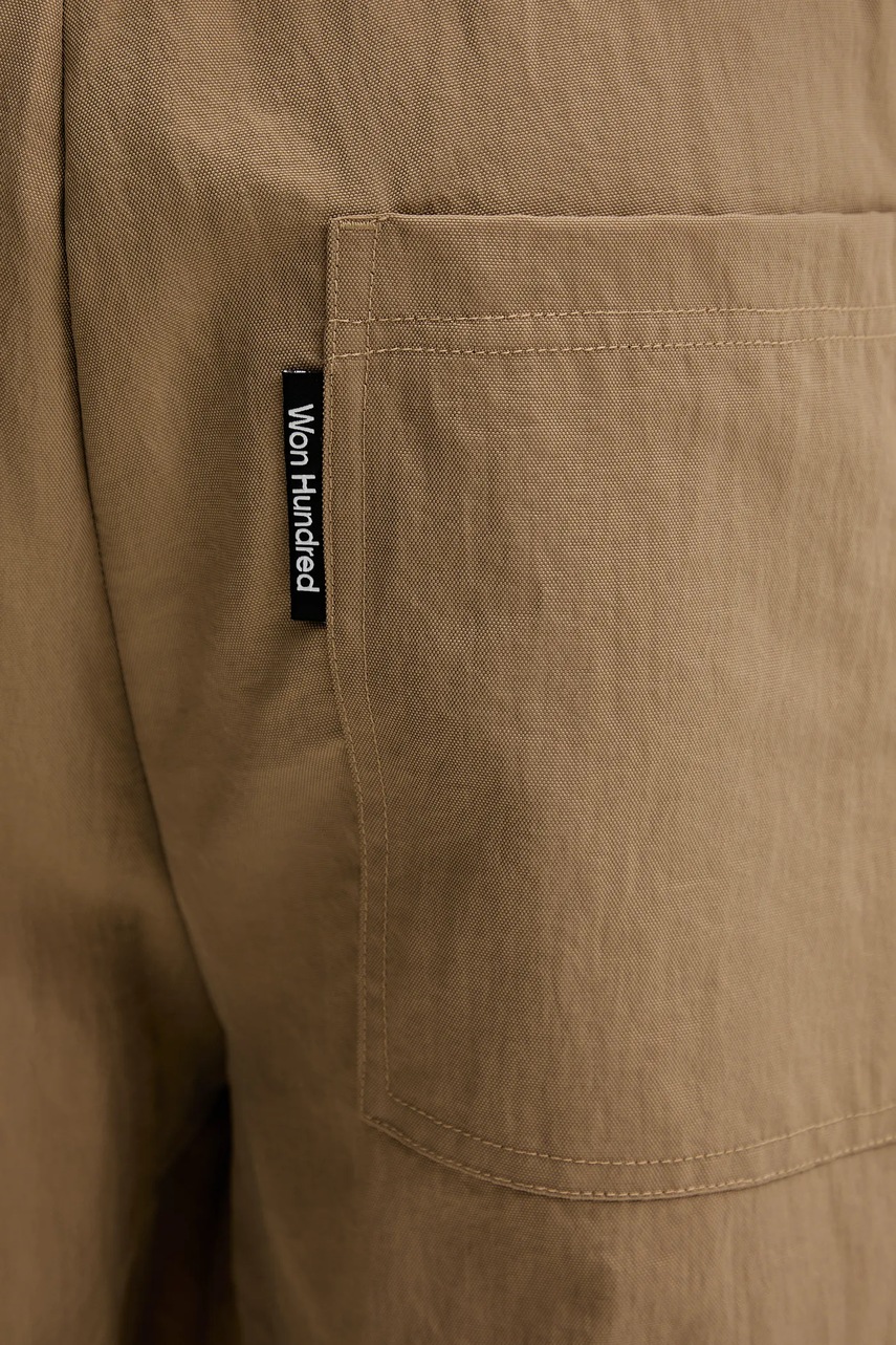 Σορτς Won Hundred φωτογραφία