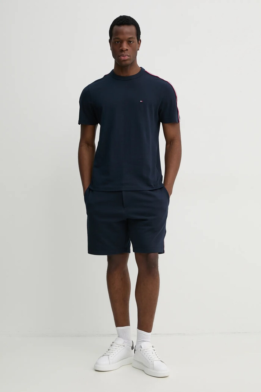 Хлопковые шорты Tommy Hilfiger мужские цвет синий MW0MW39255 Хлопковые шорты Tommy Hilfiger мужские цвет синий MW0MW39255