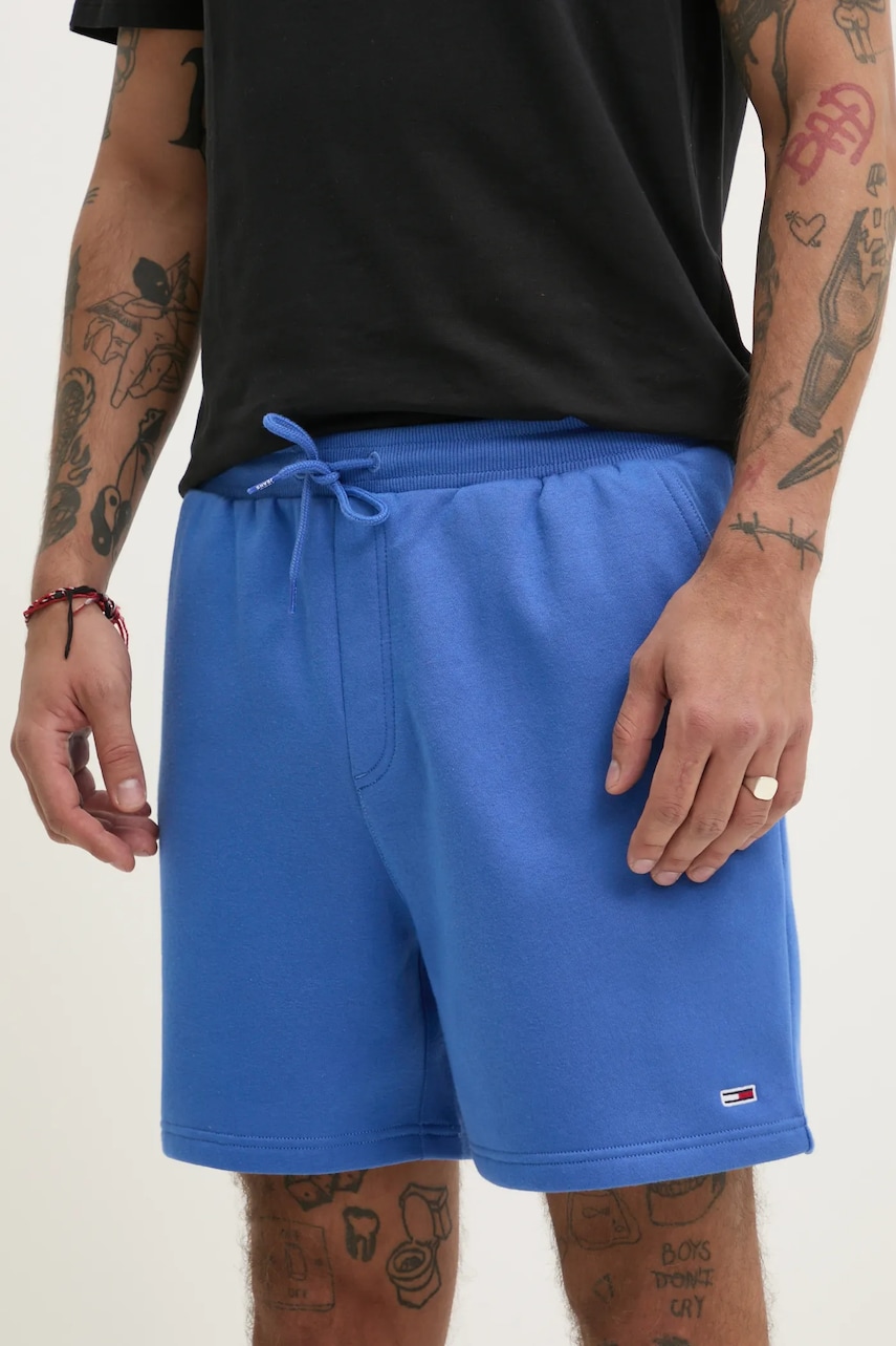 Tommy Jeans pantaloni scurti barbati, culoarea violet, DM0DM21931 Tommy Jeans pantaloni scurti barbati, culoarea violet, DM0DM21931