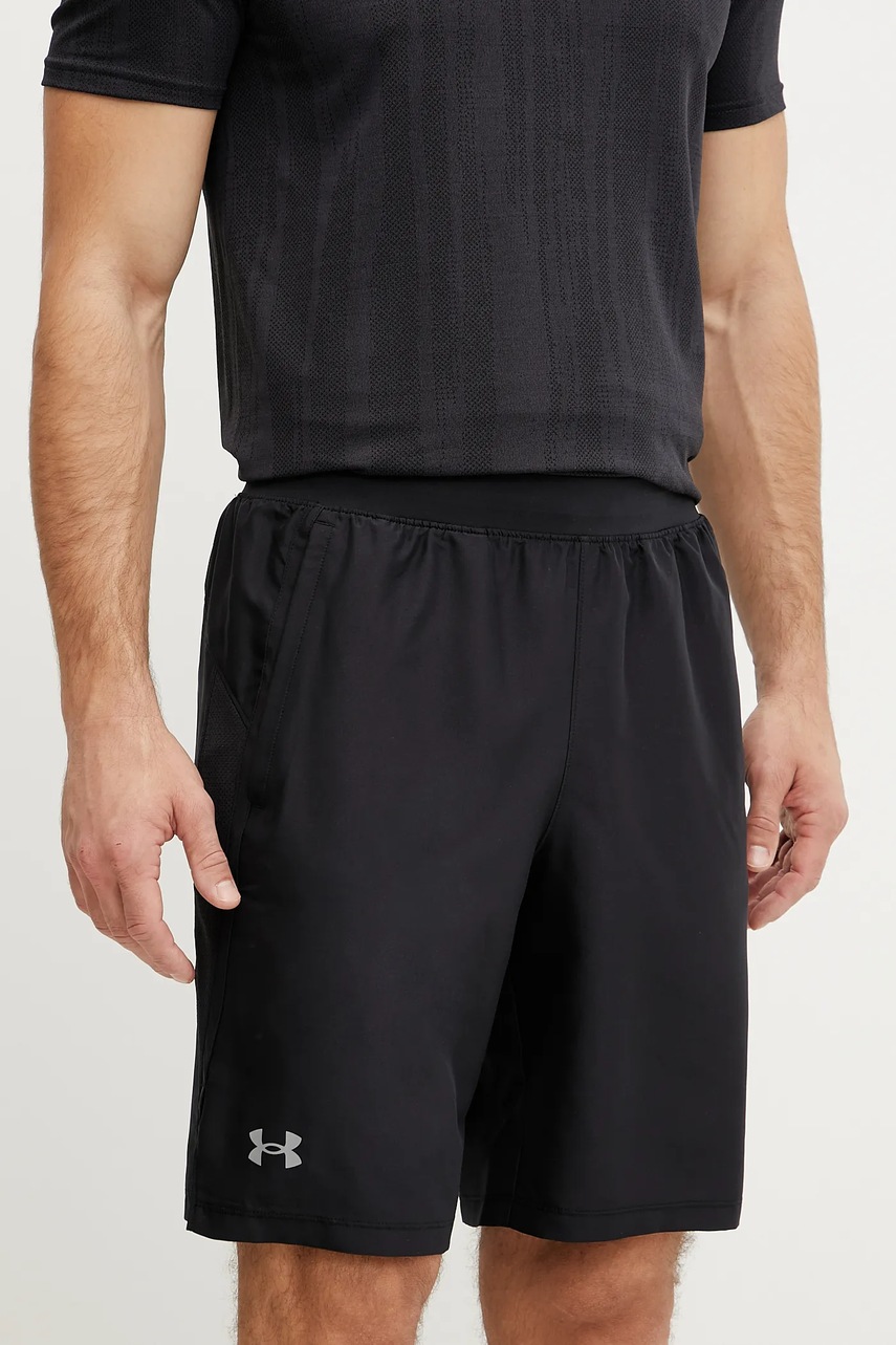 Under Armour pantaloni scurți de alergare Launch culoarea negru, 6005543