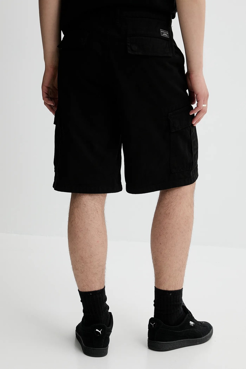 Βαμβακερό σορτσάκι Guess Jeans φωτογραφία