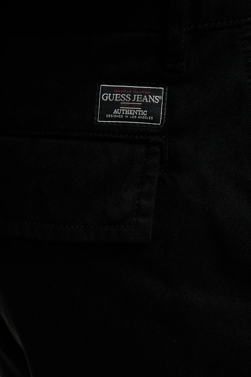 Βαμβακερό σορτσάκι Guess Jeans φωτογραφία