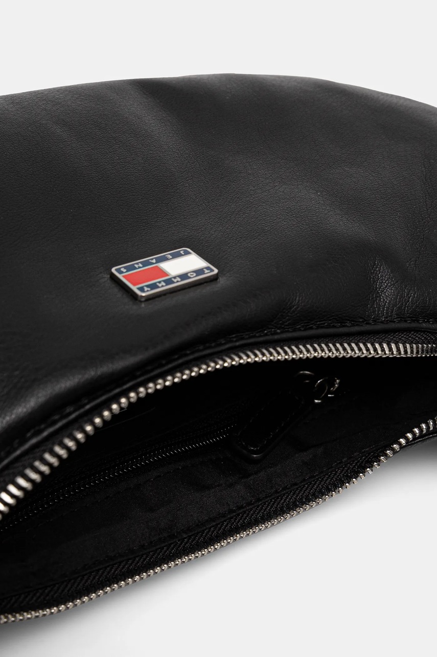 Сумочка Tommy Jeans колір чорний AW0AW16977 