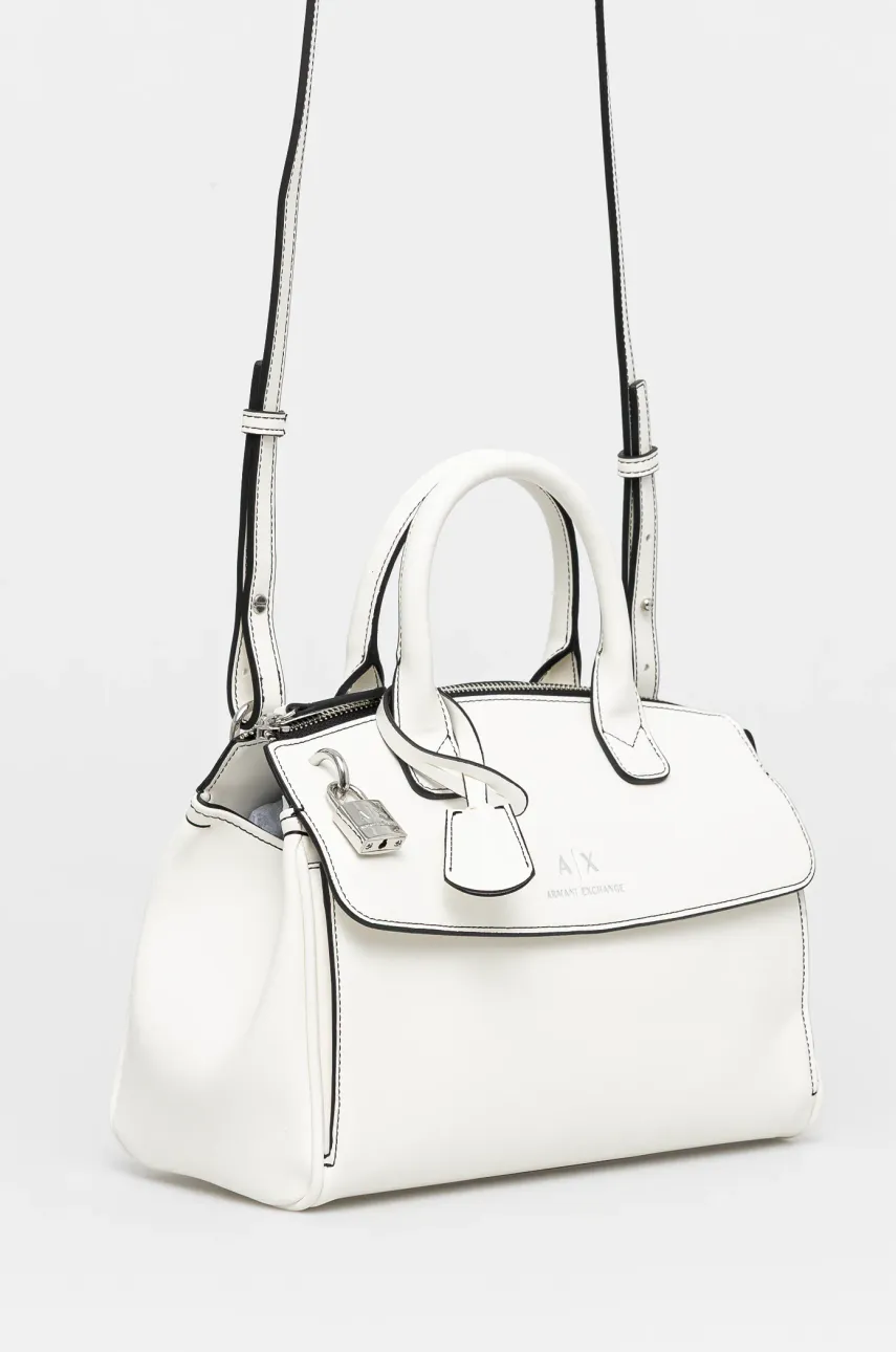 Сумочка Armani Exchange цвет белый XW000307 AF12040 Сумочка Armani Exchange цвет белый XW000307 AF12040