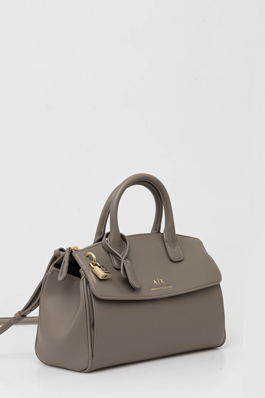 Сумочка Armani Exchange цвет белый XW000307 AF12040 Сумочка Armani Exchange цвет белый XW000307 AF12040