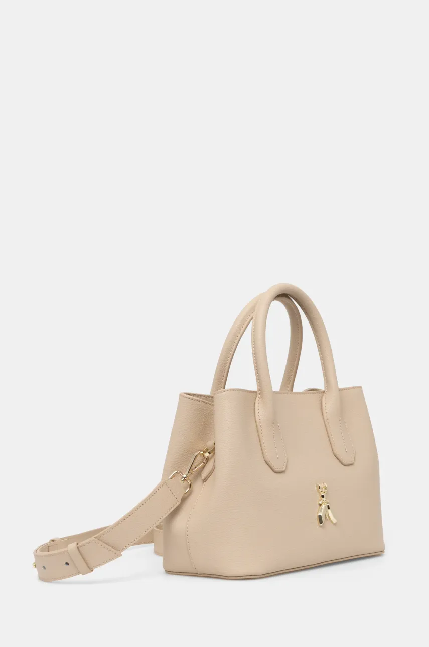 Кожаная сумочка Patrizia Pepe цвет бежевый 8B0240 L001 Кожаная сумочка Patrizia Pepe цвет бежевый 8B0240 L001