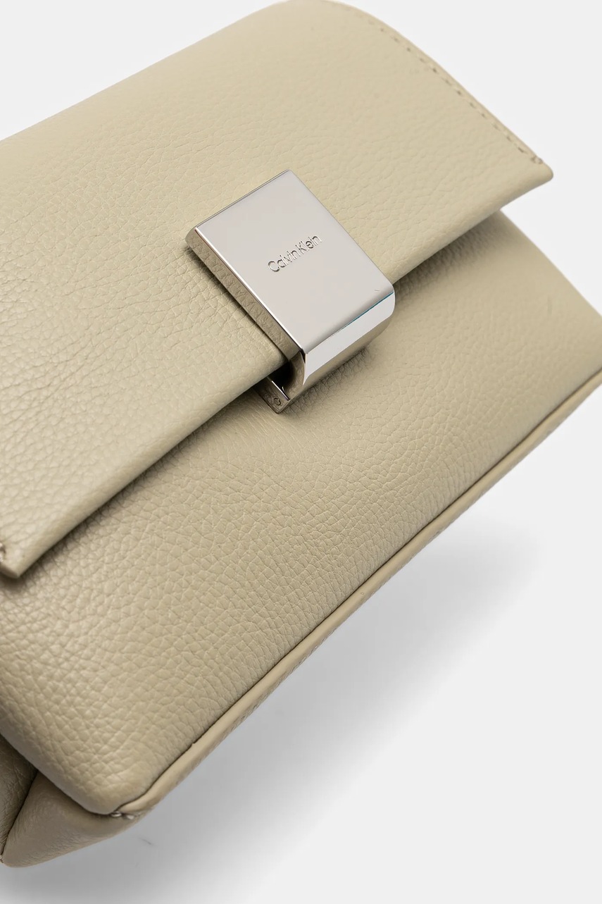 Τσάντα Calvin Klein χρώμα: μπεζ, K60K612785 φωτογραφία